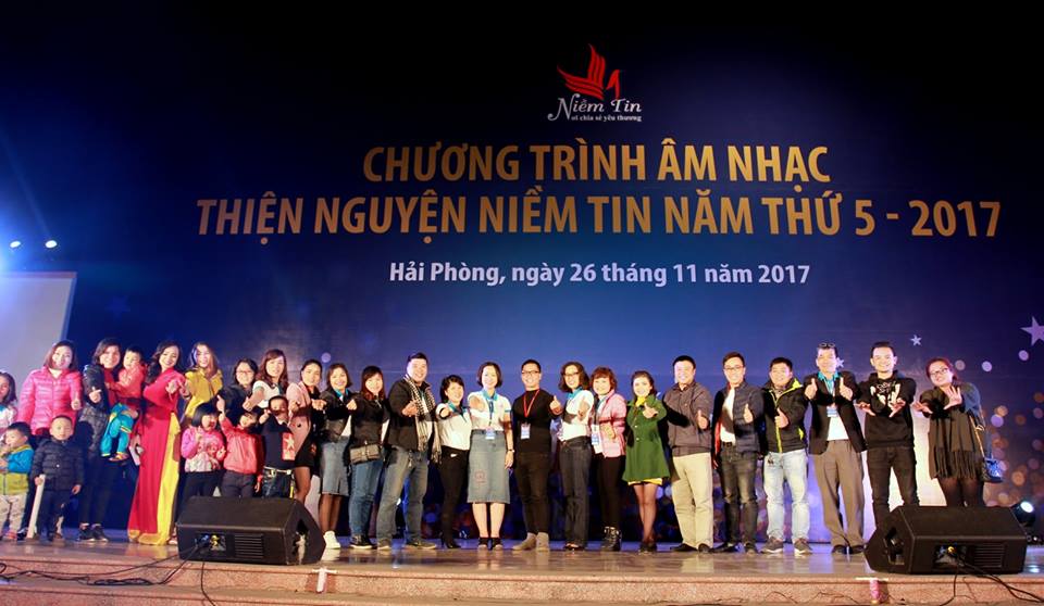 10 HÌNH ẢNH TIÊU BIỂU CỦA NIỀM TIN NĂM 2017